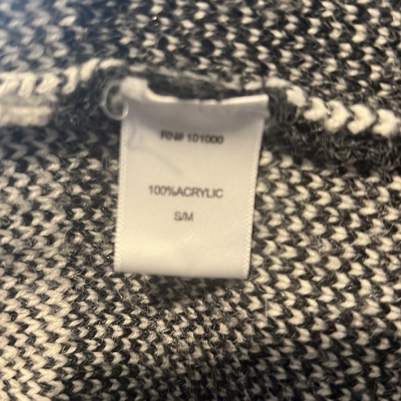 Ellie Kate Women's Gray Black White Geometric Knit Cardigan Sweater Size S/M - Picture 4 of 7